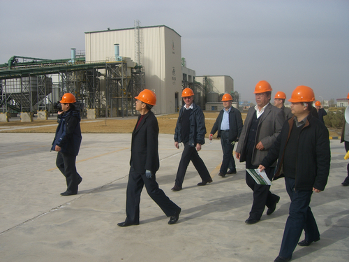 國(guó)家農(nóng)業(yè)部、財(cái)政部以及甘肅省農(nóng)業(yè)廳、財(cái)政廳等領(lǐng)導(dǎo)到公司考察調(diào)研